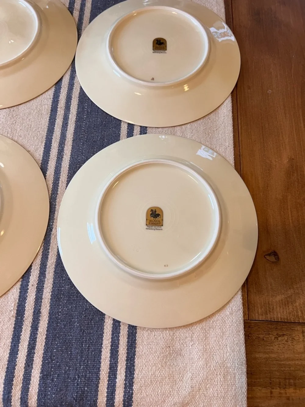 4 Black Knight Trianon Luncheon Salad Plates 9 1/4” Gold Encrusted Bavaria